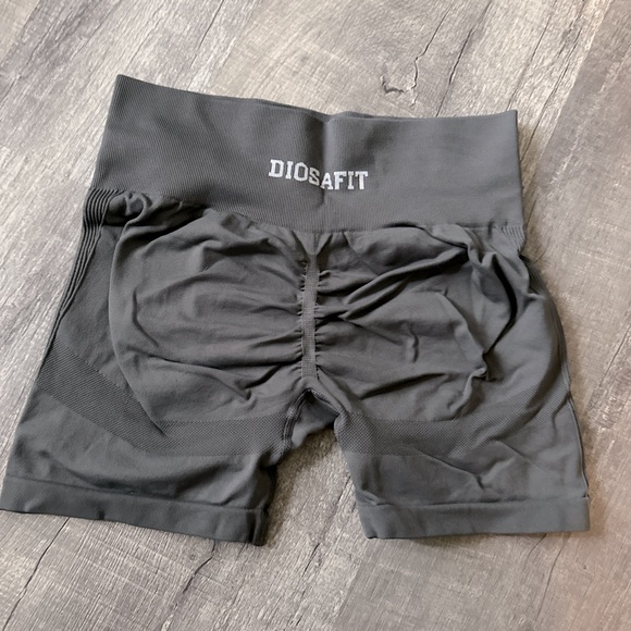 We’re $35-$40 each,high quality squat proof better than a lot of my gym shark - Picture 3 of 3